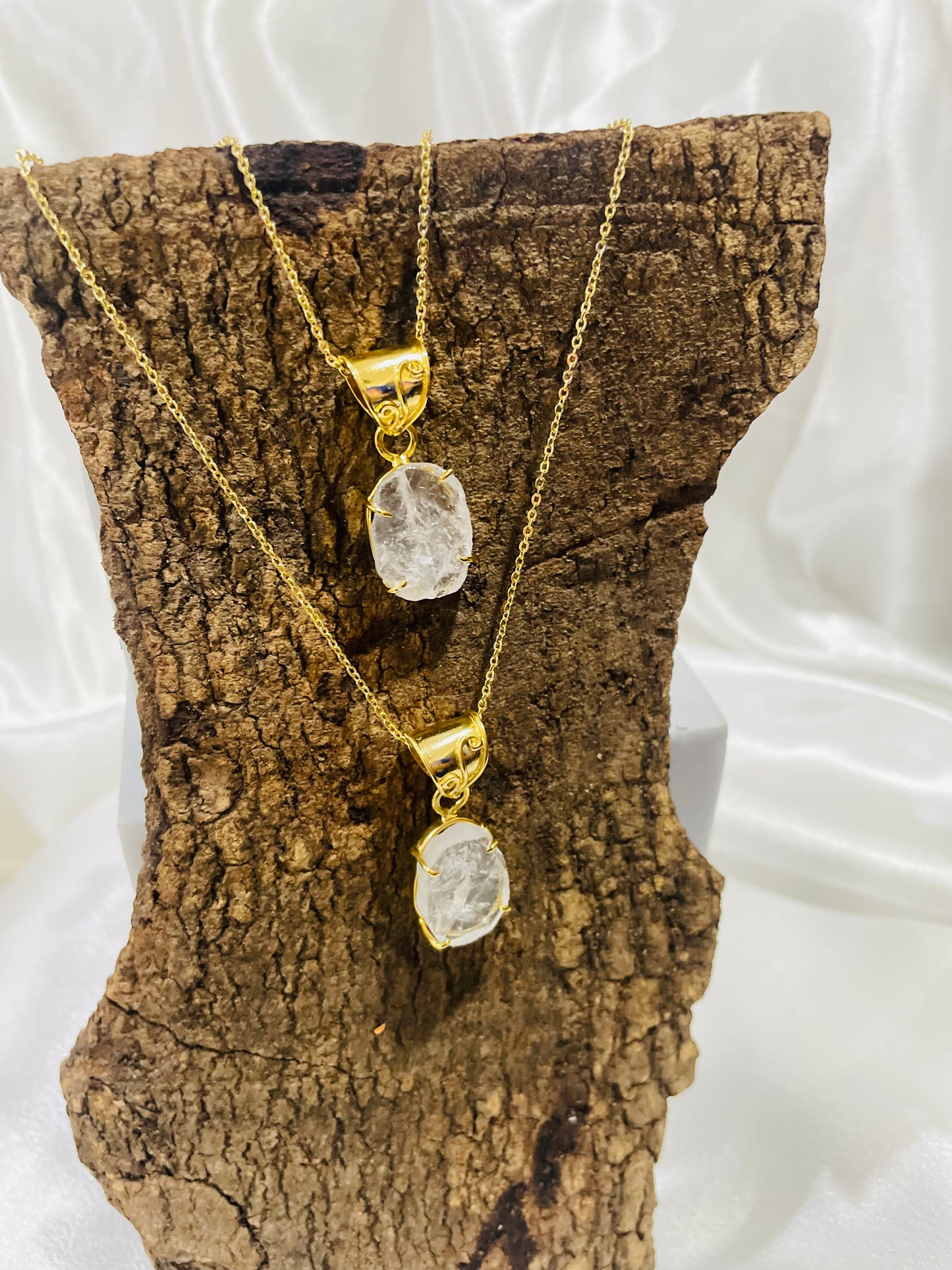 Raw Herkimer Diamond Luxe Pendant with Adjustable 18K Gold-Plated Chain