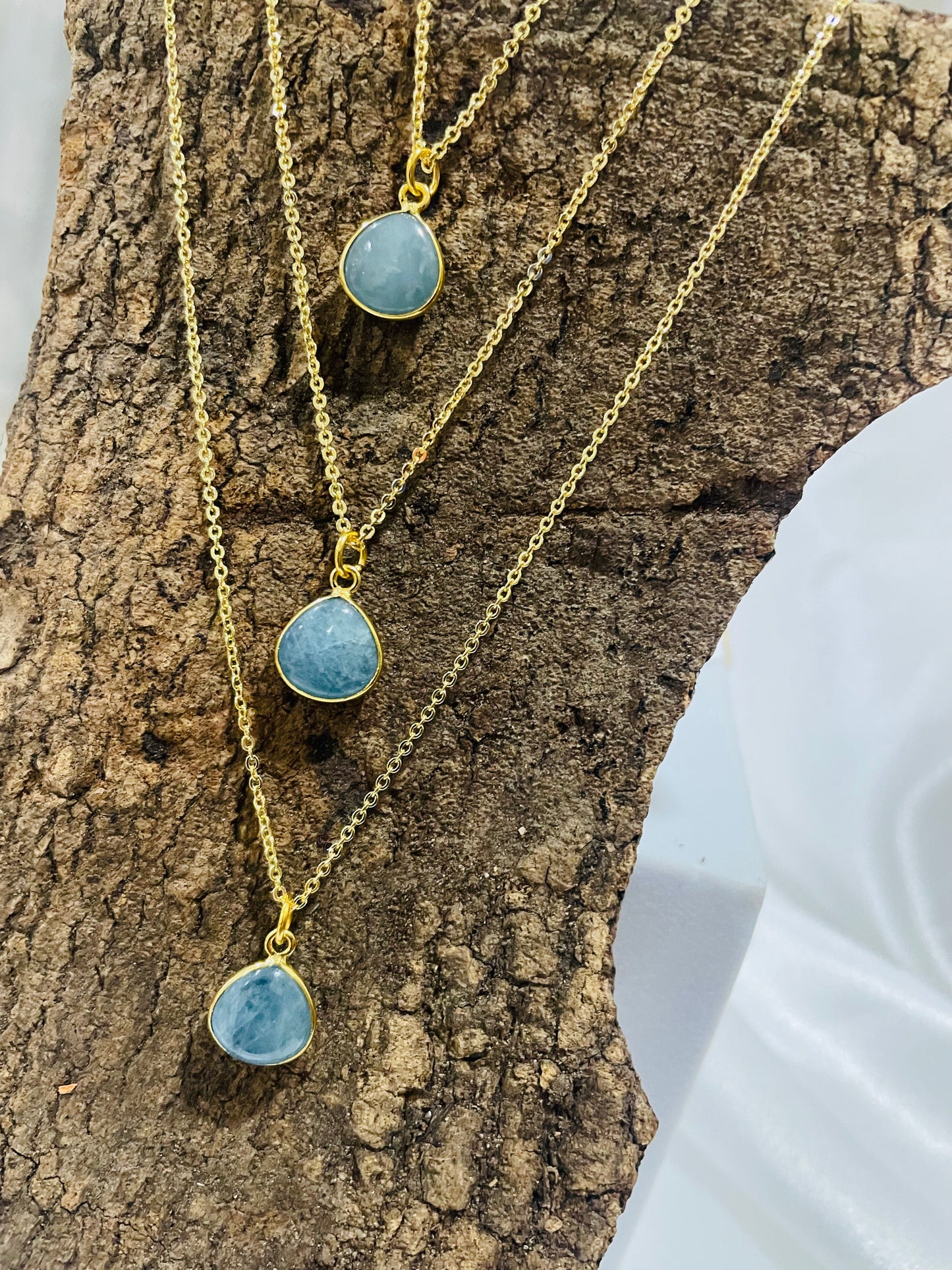 Ocean Clarity Aquamarine Dual-Faced Pendant in 18K Gold Plating With Adjustable Chain