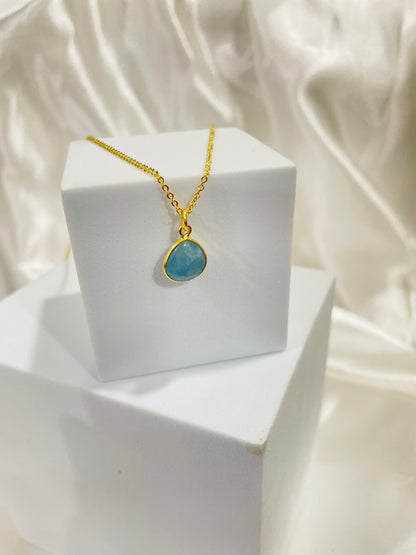 Ocean Clarity Aquamarine Dual-Faced Pendant in 18K Gold Plating With Adjustable Chain