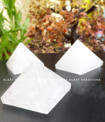 Clear Quartz Pyramid - Amplification | Clarity | Energy Alignment